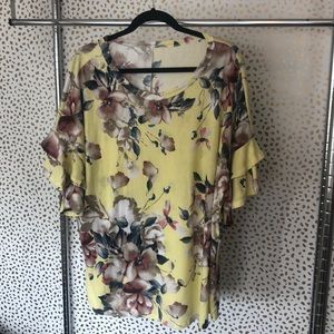 Yellow floral tunic length top!